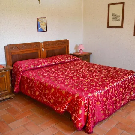 Fratta-santa Caterina Sleeps 12 Pool Wifi