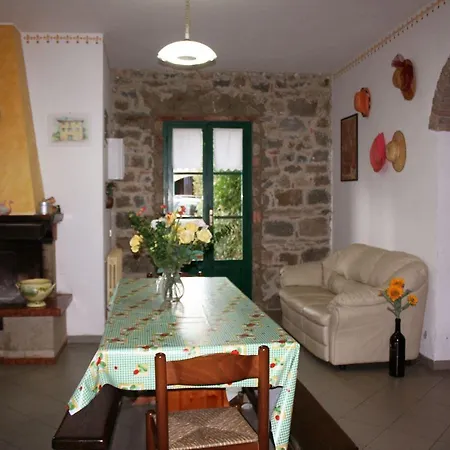 别墅 Fratta-santa Caterina Sleeps 12 Pool Wifi