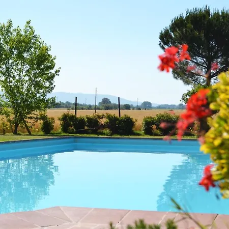Fratta-santa Caterina Sleeps 12 Pool Wifi 哥尔顿